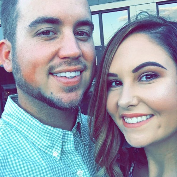 •M E E T ME• - Picture 3 of 8